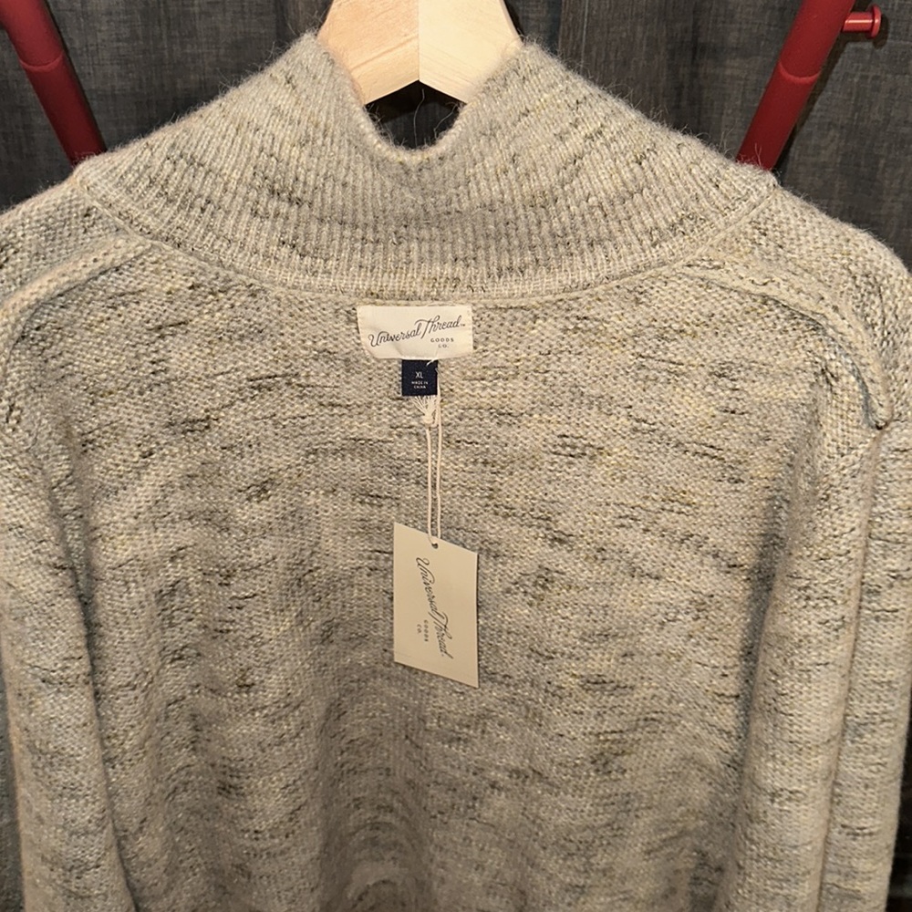 Women’s XL Beige Universal Thread Sweater *New w/ Tag* - Picture 7 of 15